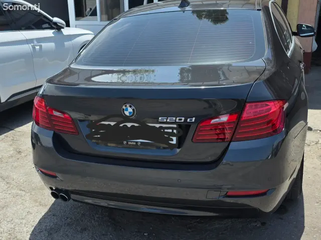 BMW 5 series 2014 · 2.0 AT