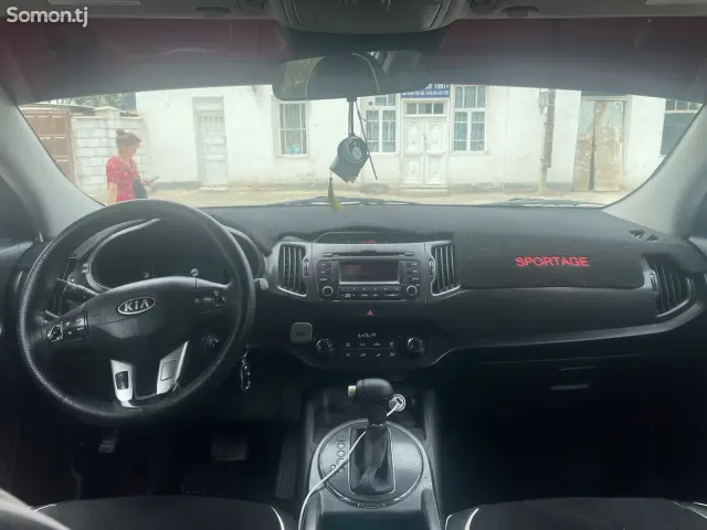 Kia Sportage 2012 · 2.0 CVT