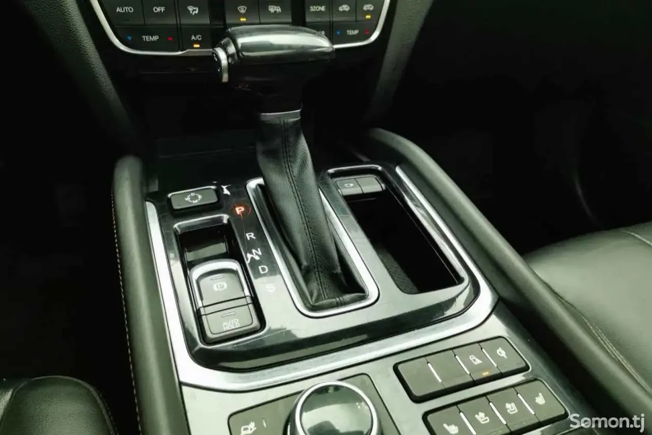 GAC Trumpchi GS8 2017 · 2.0 AT