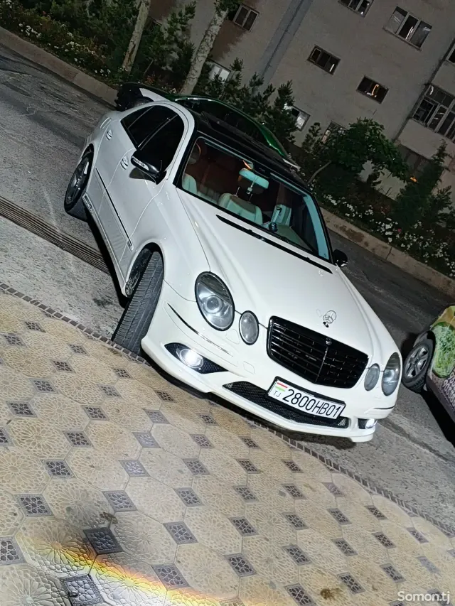Mercedes-Benz E class 2008 · 3.5 AT