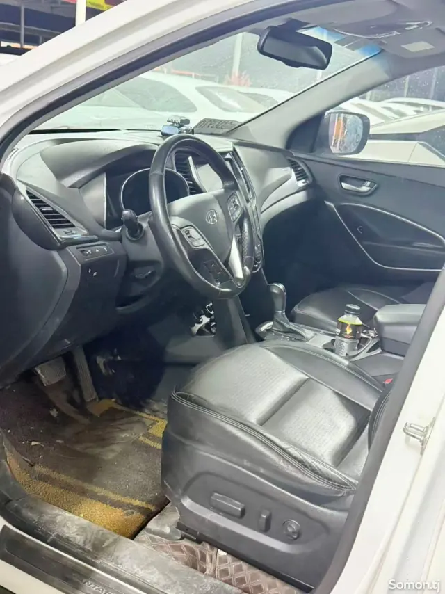 Hyundai Santa Fe 2014 · 2.4 AT