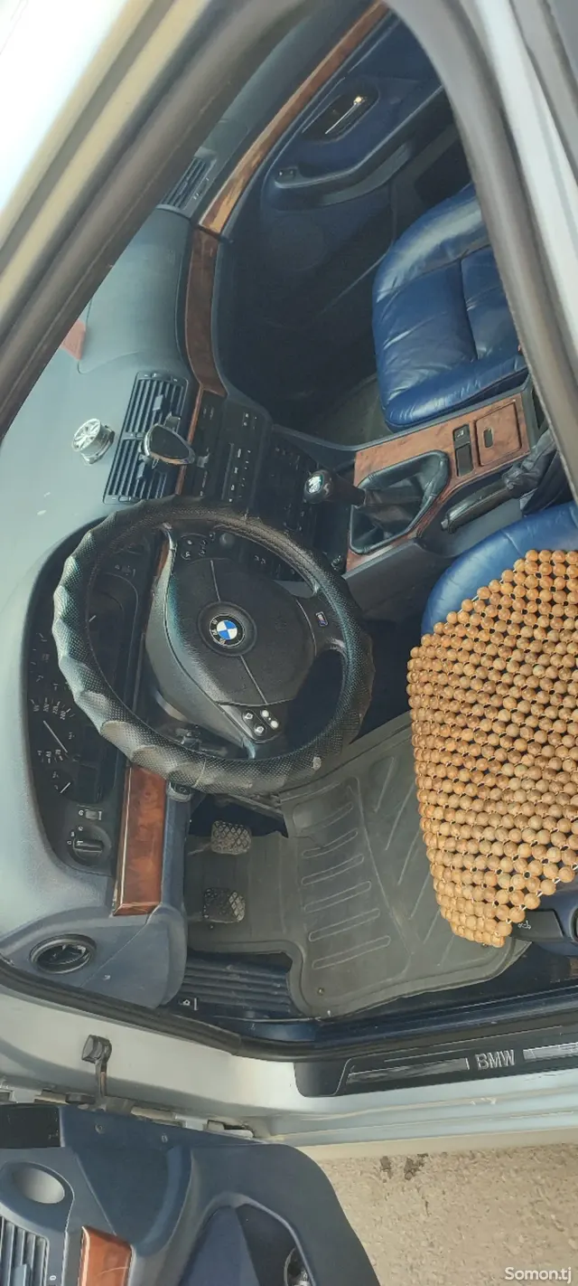 BMW 5 series 1998 · 2.3 MT