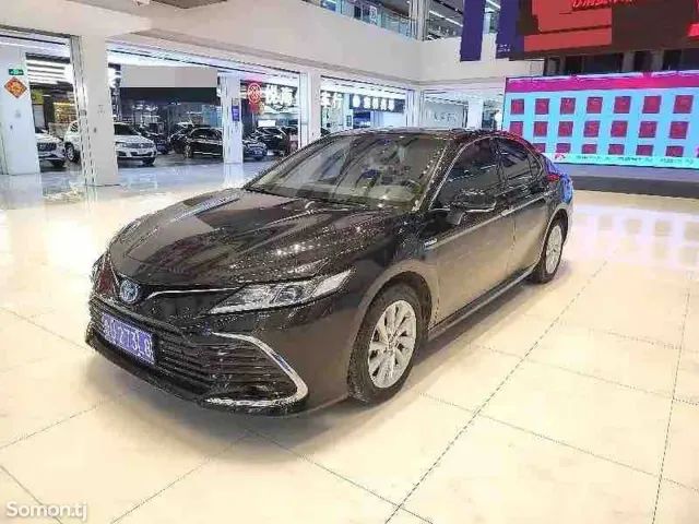 Toyota Camry 2018 · 2.5 AT