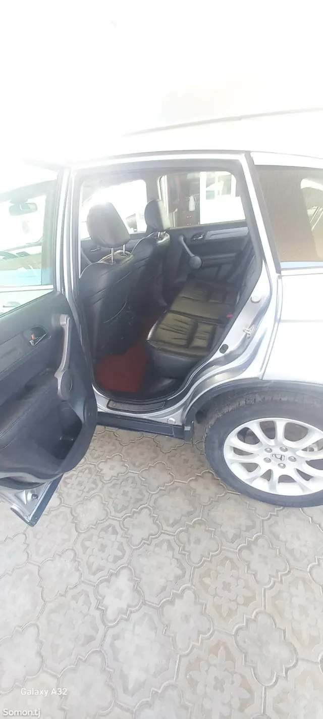 Honda CR-V 2008 · 2.4 AT