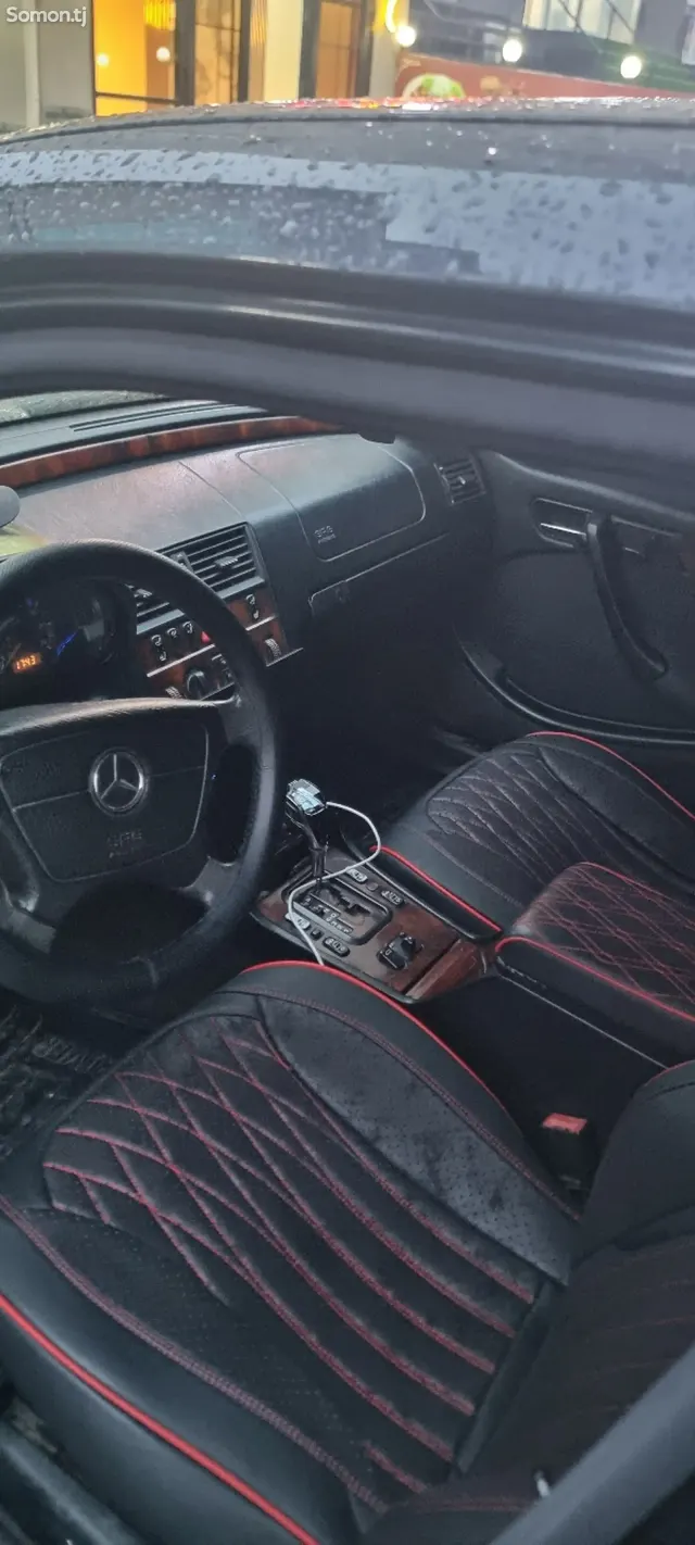 Mercedes-Benz C class 1999 · 2.8 AT