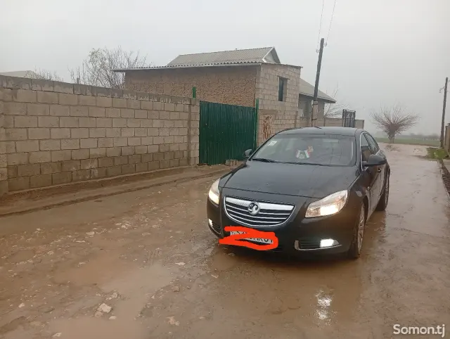 Opel Insignia 2012 · 2.0 AT