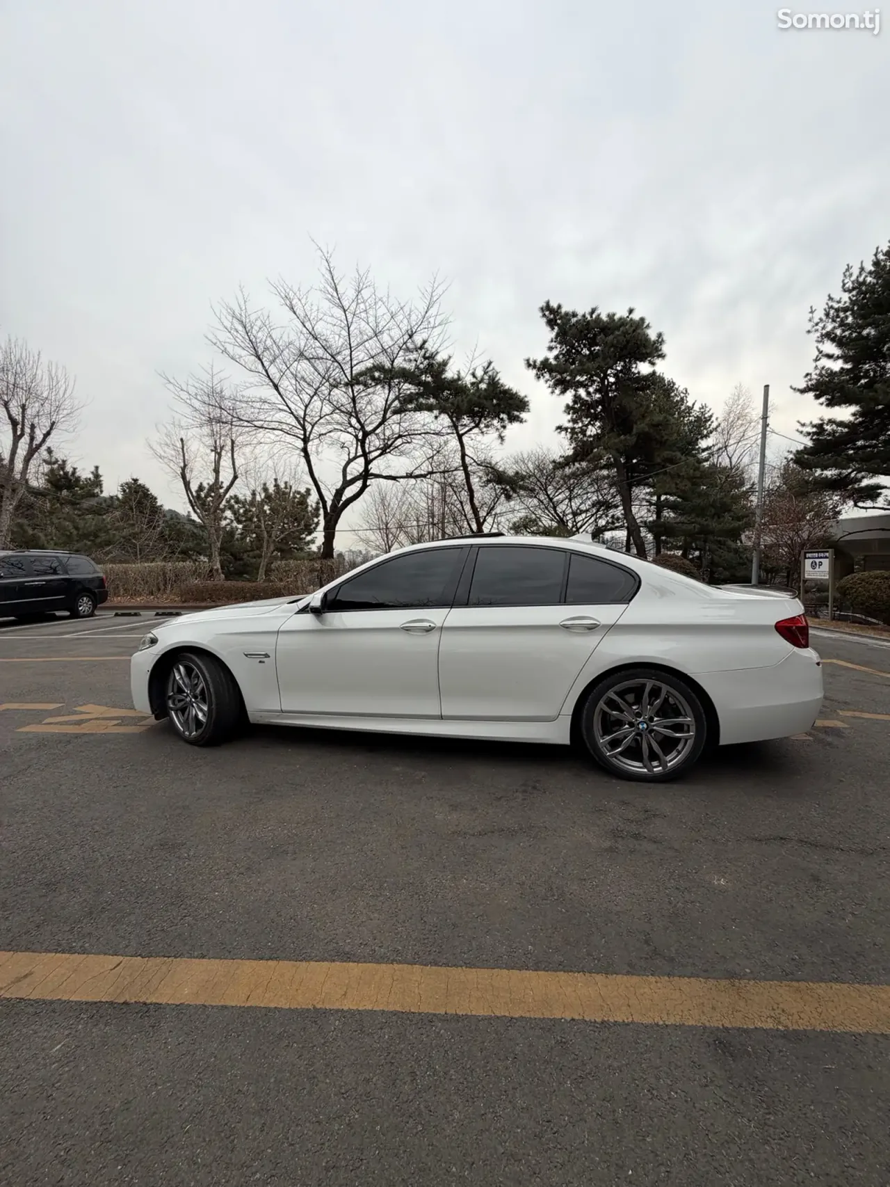 BMW 5 series 2014 · 3.0 AT
