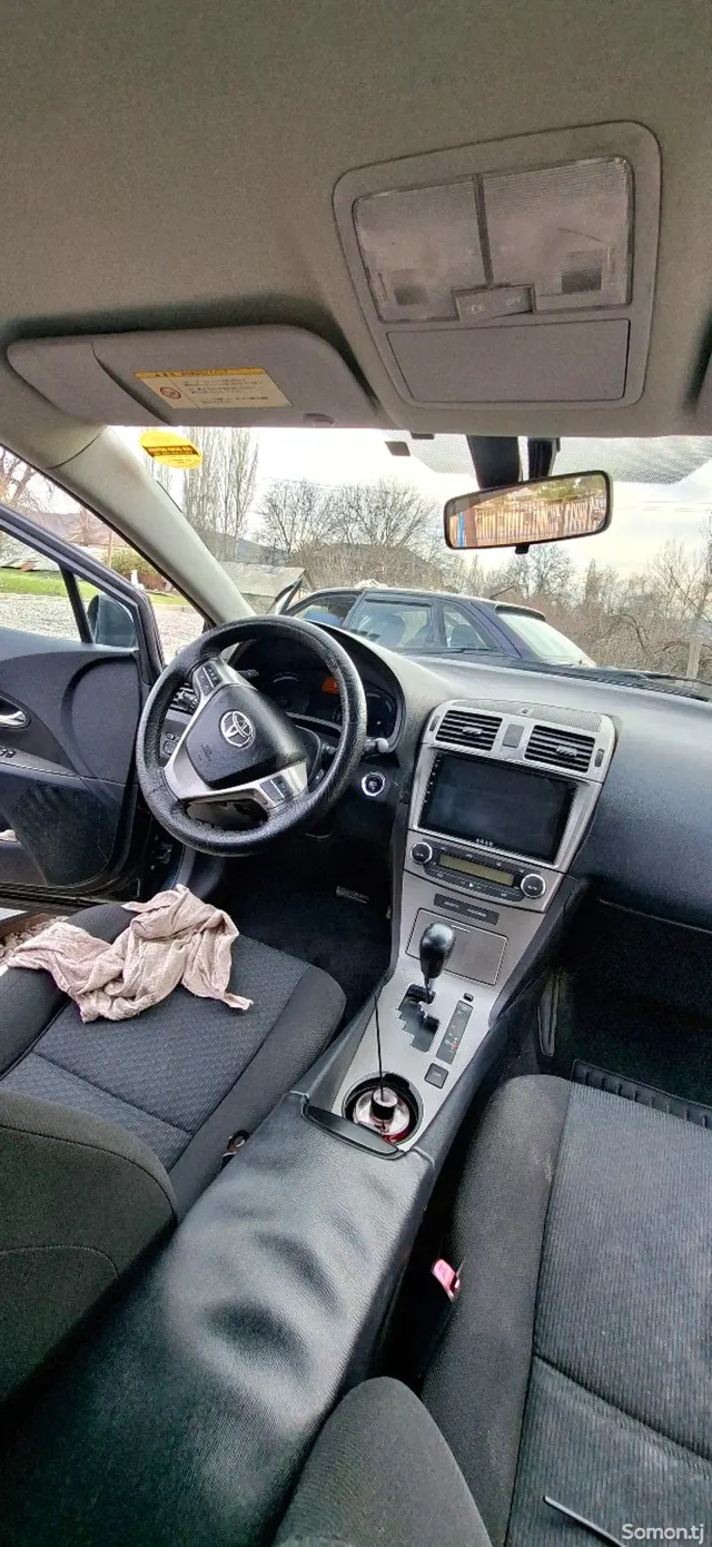 Toyota Avensis 2013 · 1.8 AT