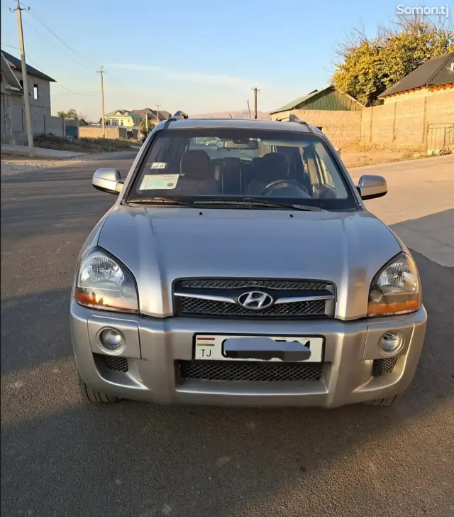 Hyundai Tucson 2009 · 2.0 AT