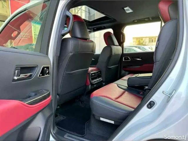 Toyota Land Cruiser 2026 · 3.5 AT