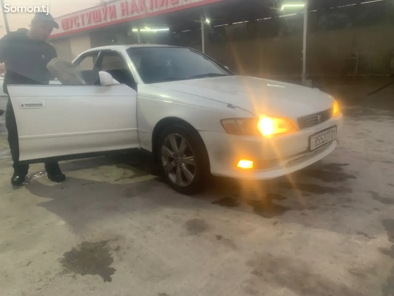Toyota Mark II 1996 · 2.5 AT