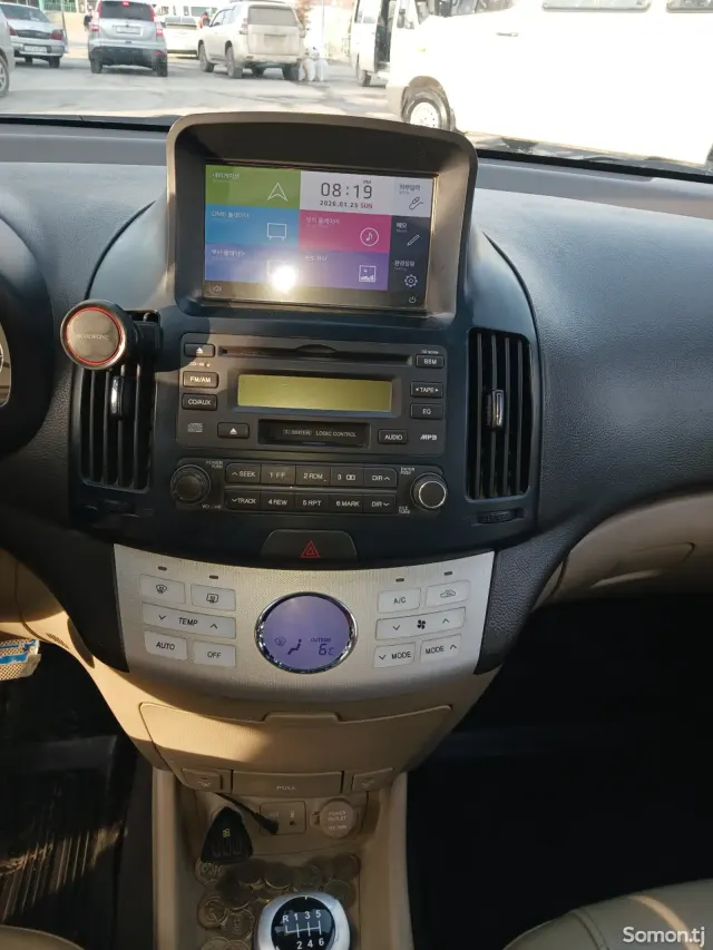 Hyundai Avante 2008 · 1.7 MT