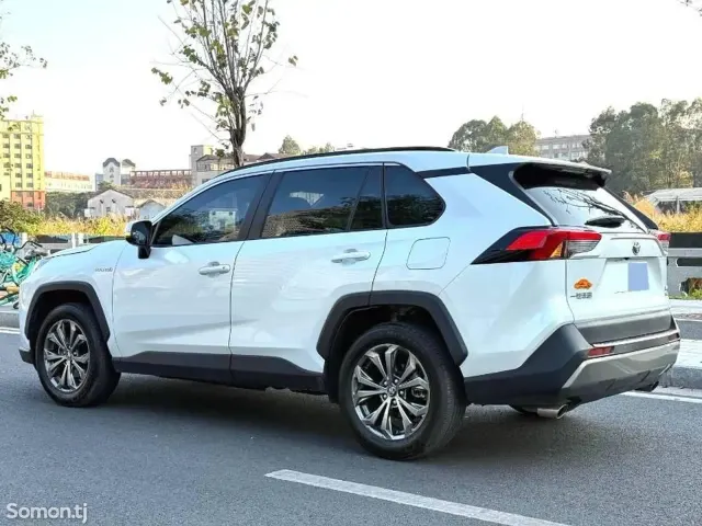 Toyota RAV 4 2024 · 2.5 AT