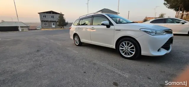 Toyota Fielder 2015 · 1.5 AT