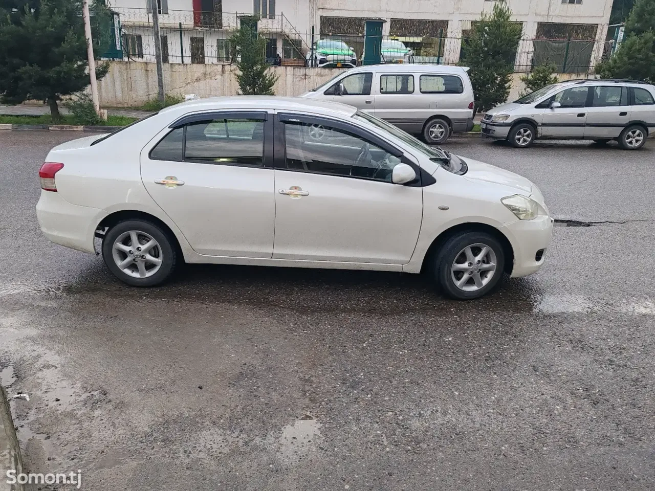 Toyota Belta 2006 · 1.1 AT