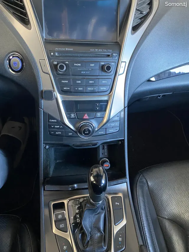 Hyundai Grandeur 2014 · 2.4 AT