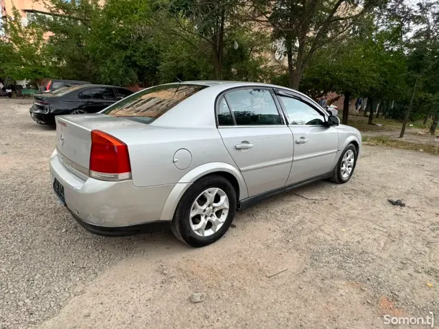 Opel Vectra C 2003 · 2.2 MT