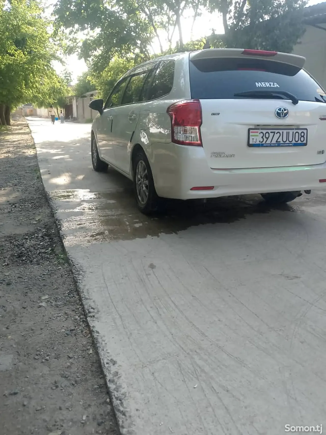 Toyota Fielder 2014 · 1.5 AT