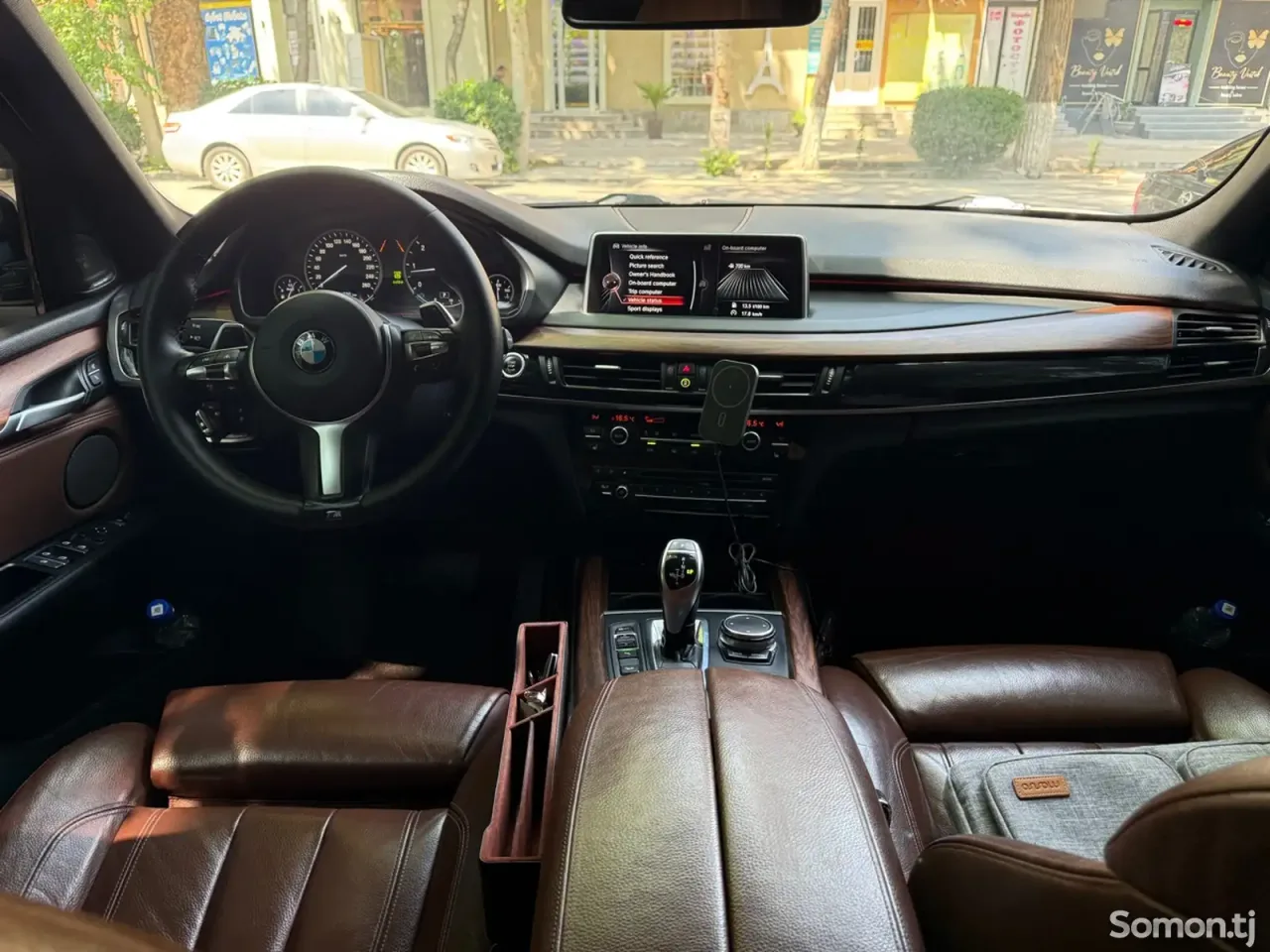 BMW X5 2016 · 3.0 AT