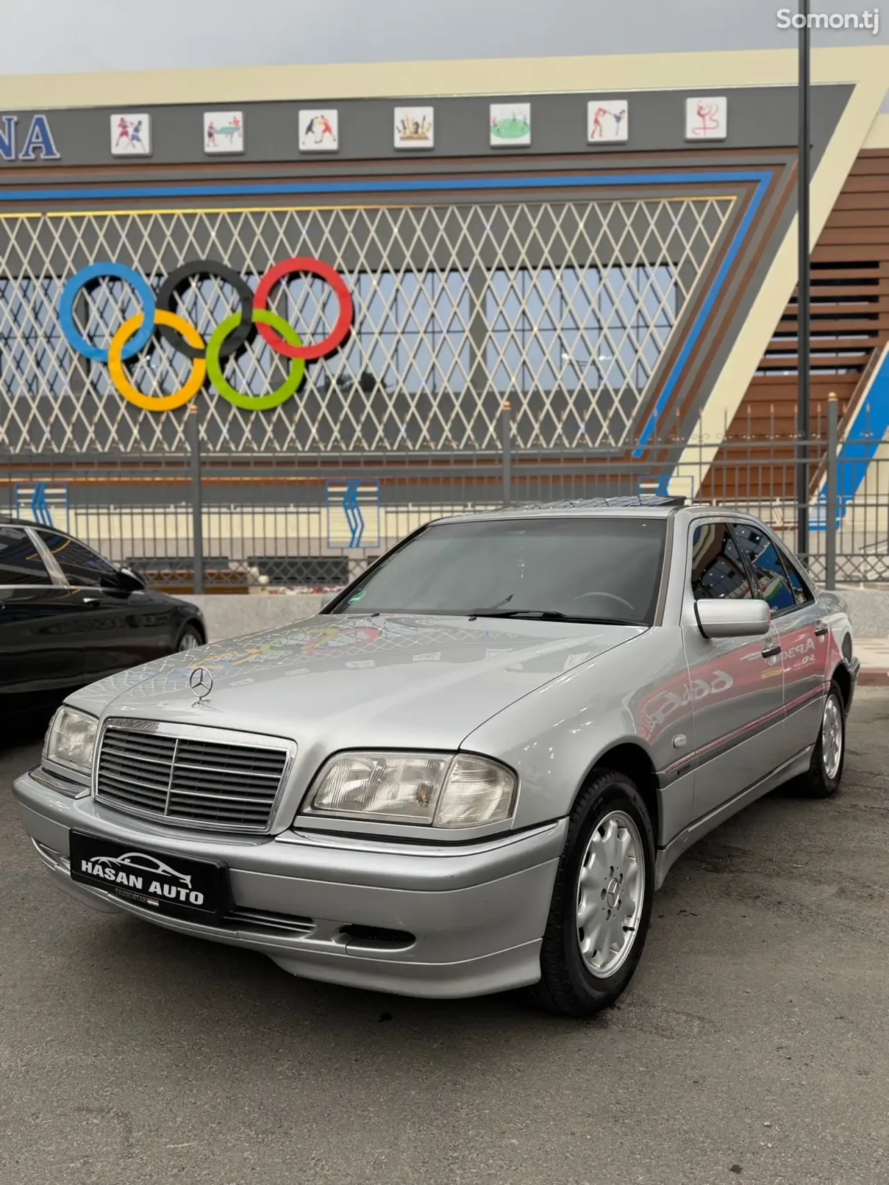 Mercedes-Benz C class 1999 · 2.4 AT