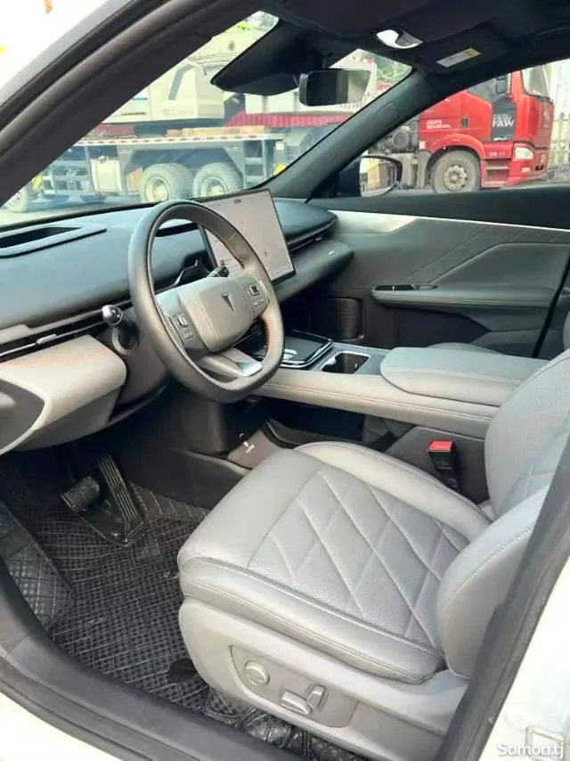 Changan Deepal S05 2025 · AT