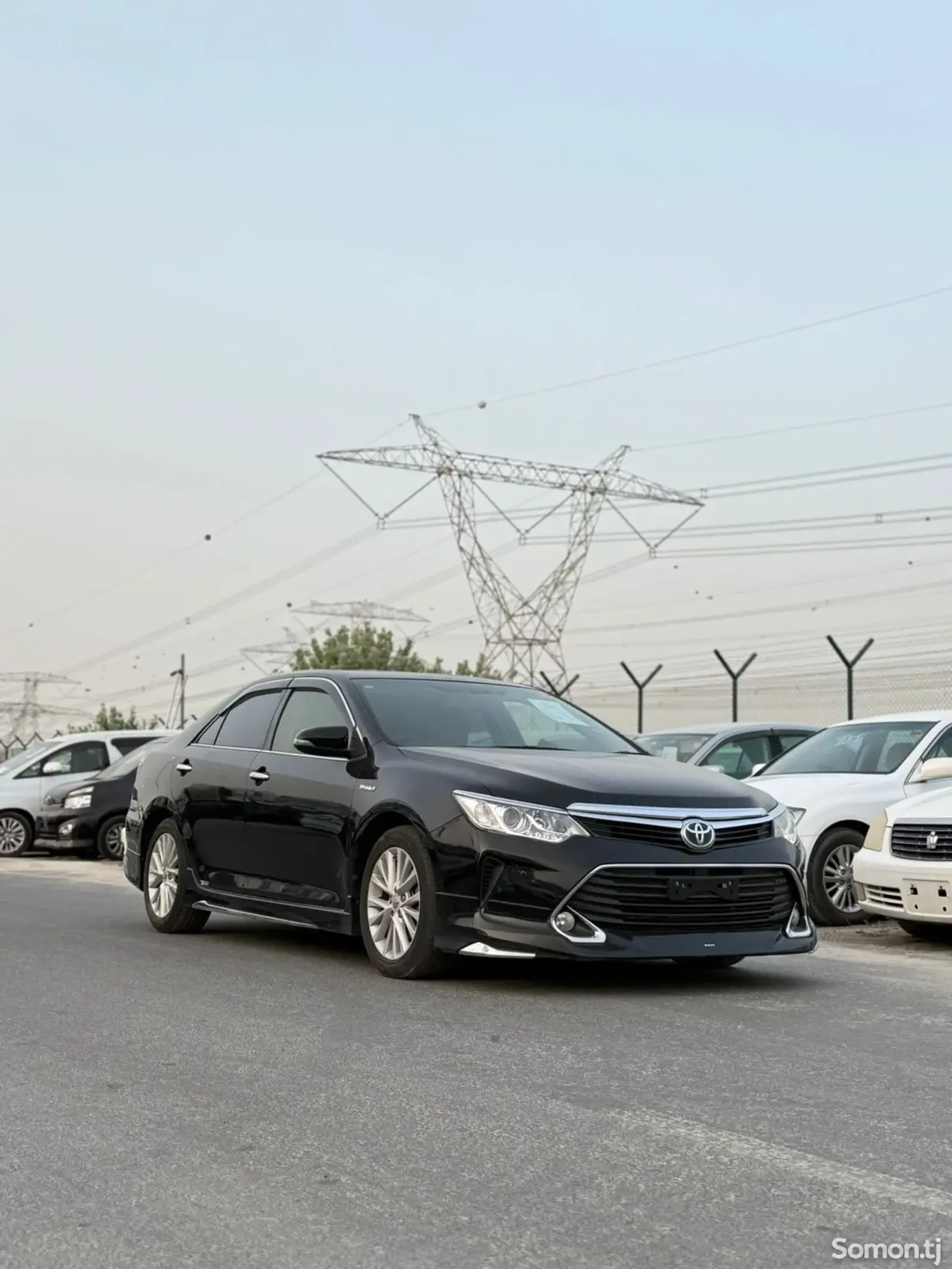 Toyota Camry 2016 · 2.5 AT