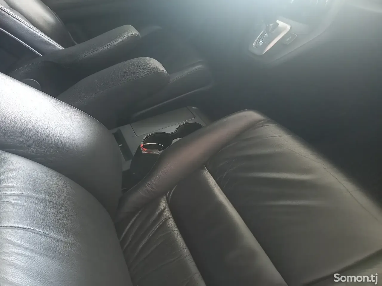 Honda CR-V 2010 · 2.4 AT