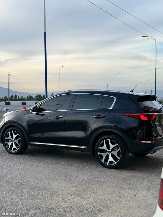 Kia Sportage 2015 · 2.0 AT