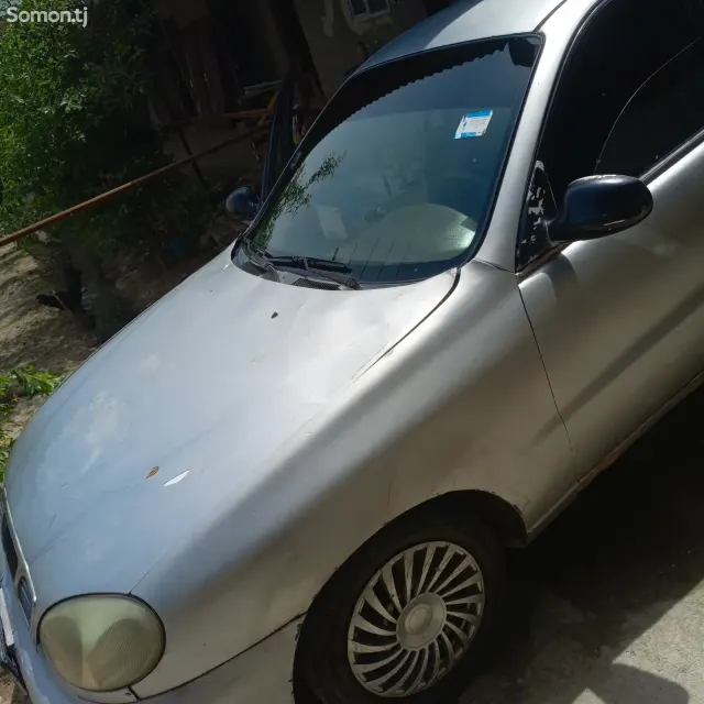 Daewoo Lanos 1997 · 1.6 MT