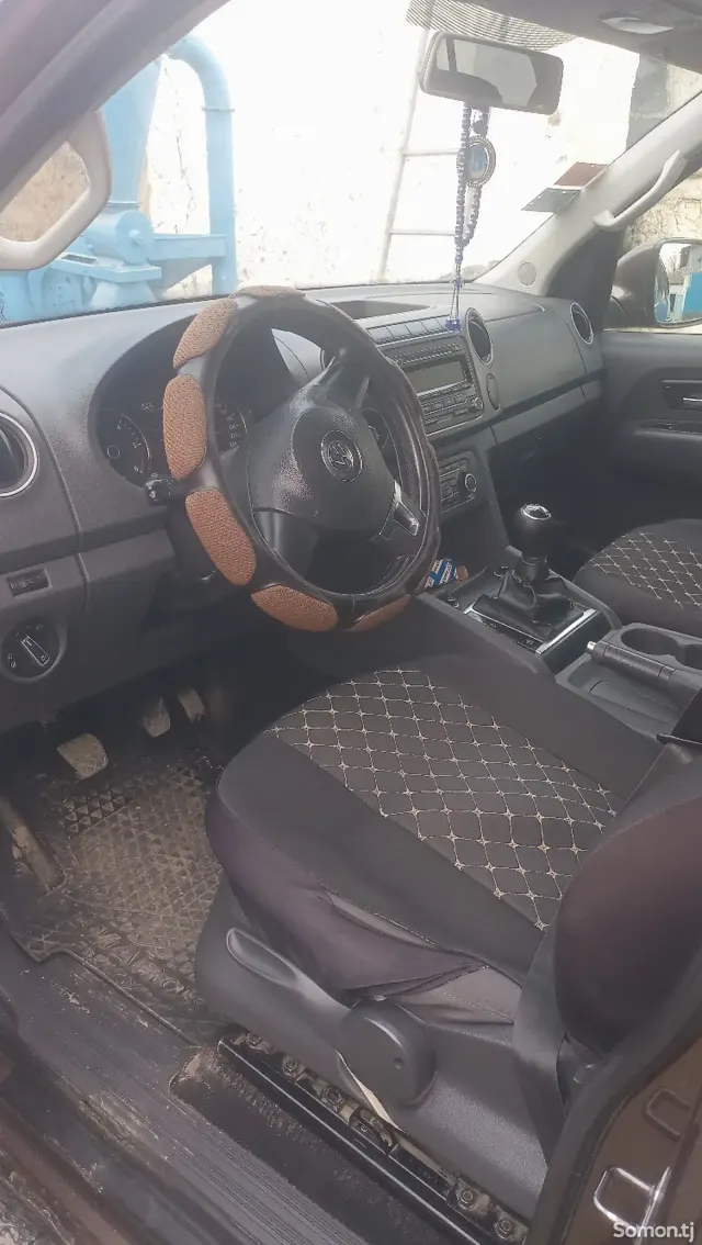 Volkswagen Amarok 2012 · 2.0 MT