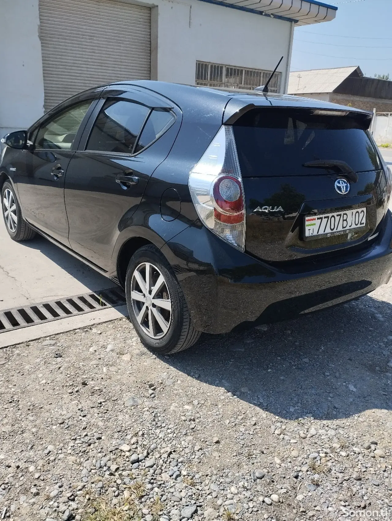 Toyota Aqua 2016 · 1.5 AT