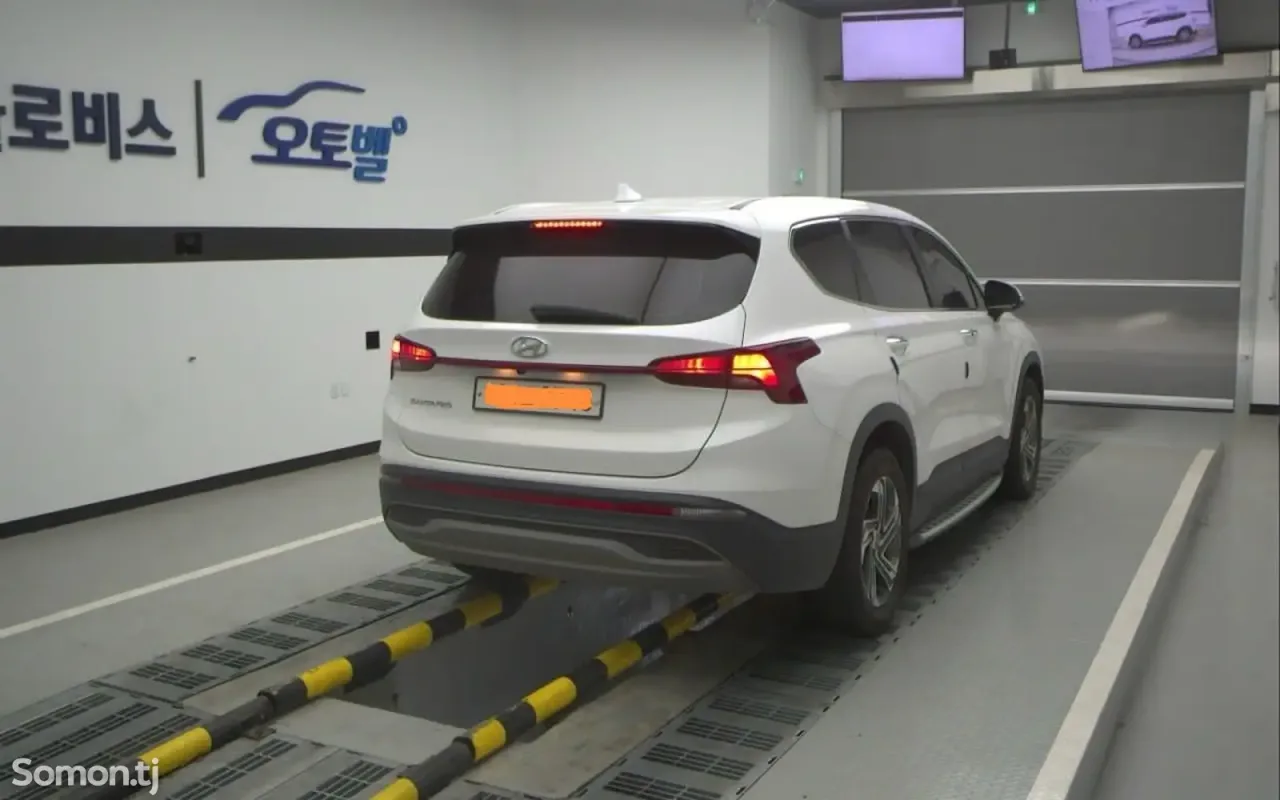 Hyundai Santa Fe 2021 · 2.2 AT
