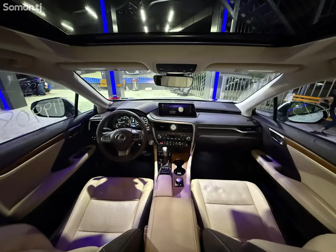 Lexus RX series 2017 · 3.5 AT