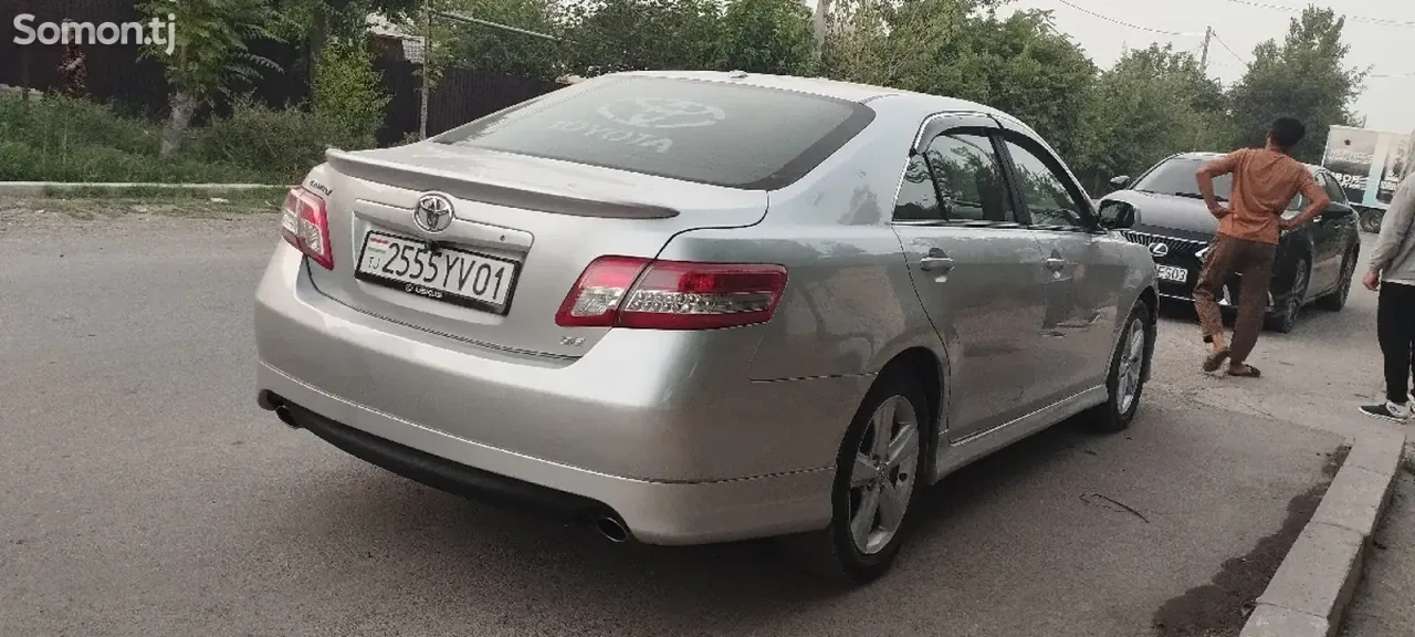 Toyota Camry 2011 · 2.5 AT