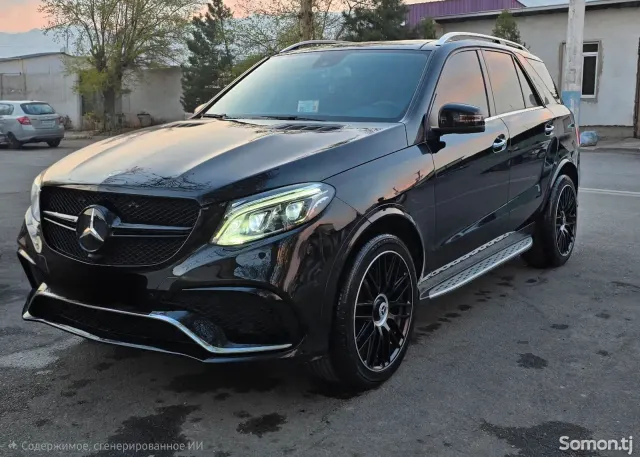 Mercedes-Benz ML class 2012 · 3.5 AT