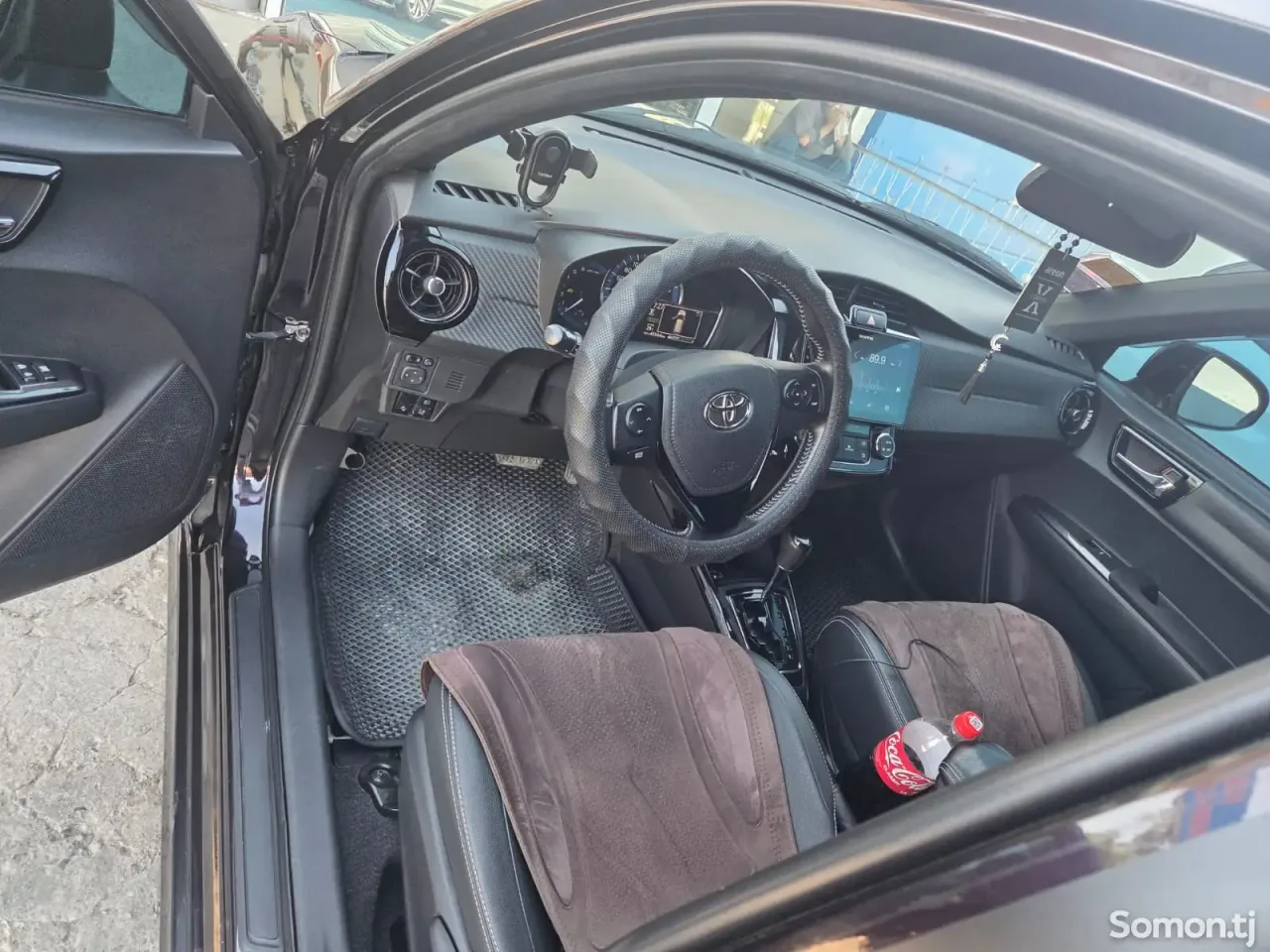 Toyota Fielder 2016 · 1.5 AT
