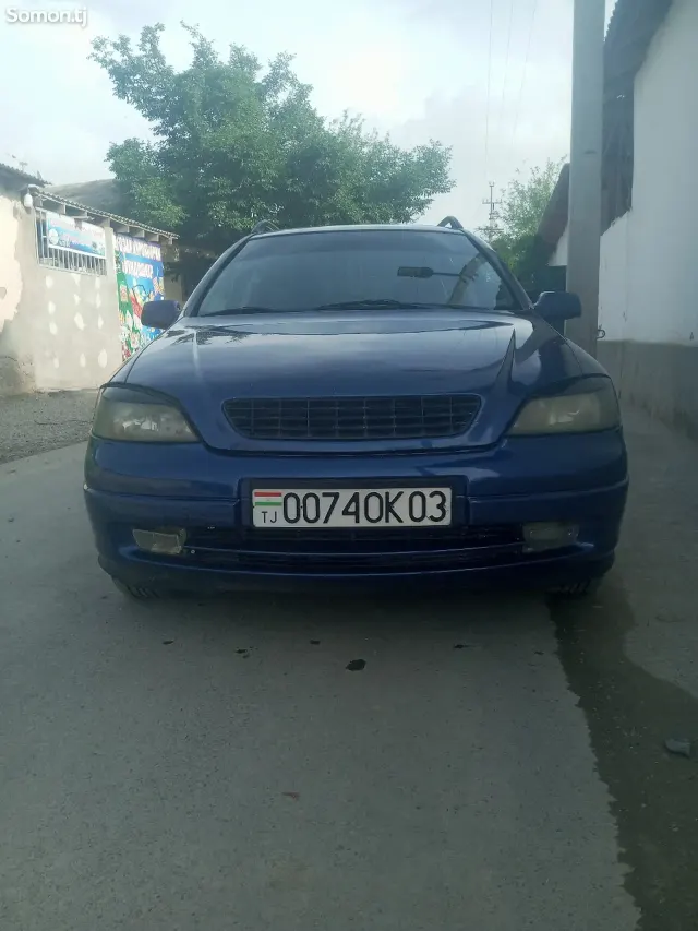 Opel Astra G 2002 · 1.8 MT