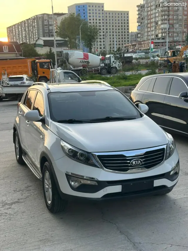 Kia Sportage 2015 · 2.0 AT