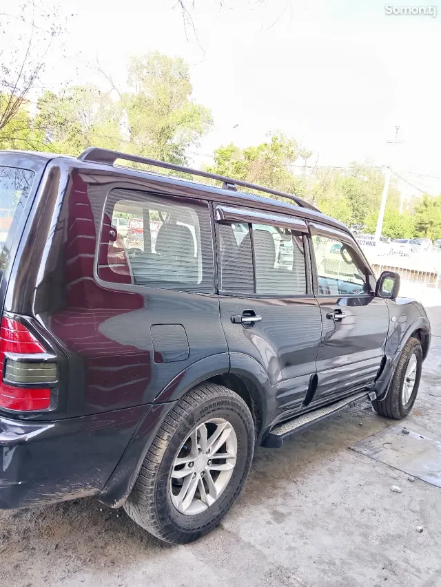 Mitsubishi Pajero Sport 2004 · 3.0 AT