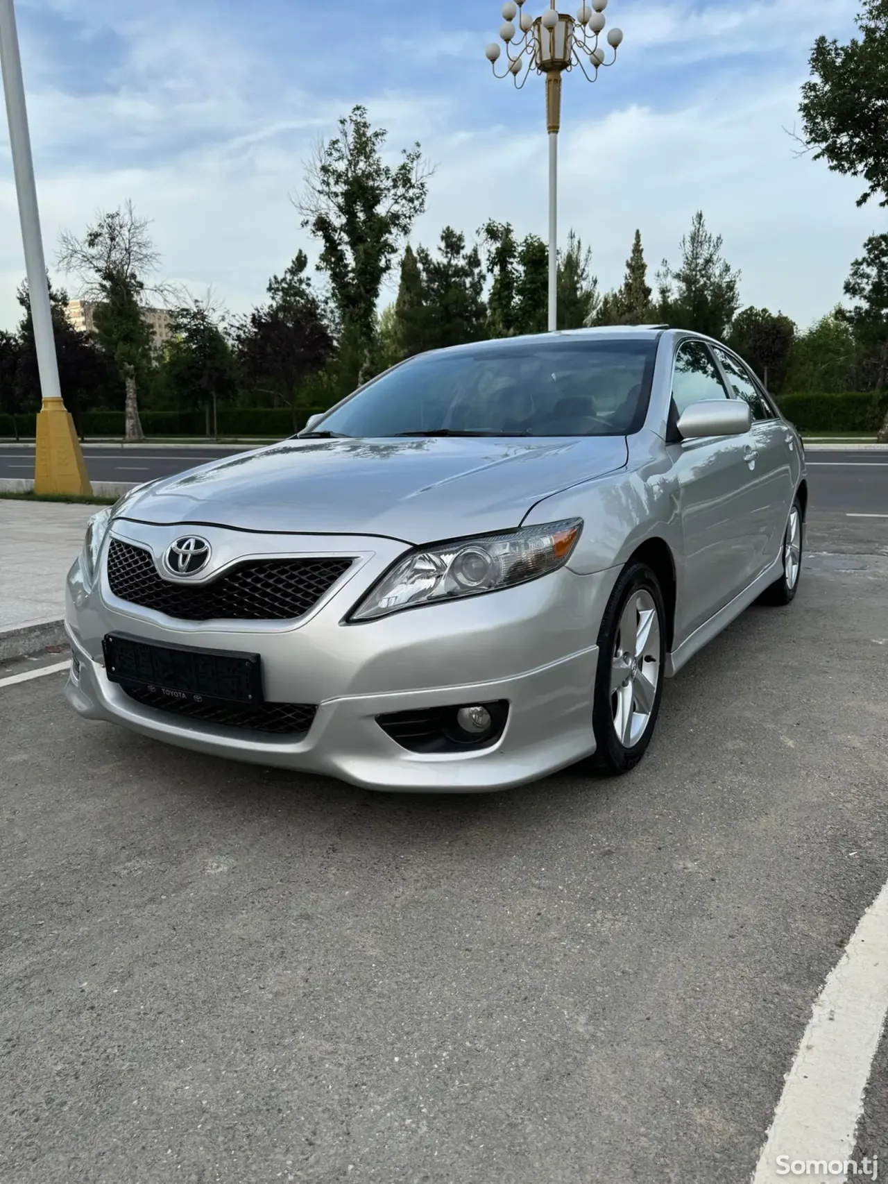 Toyota Camry 2010 · 3.5 AT