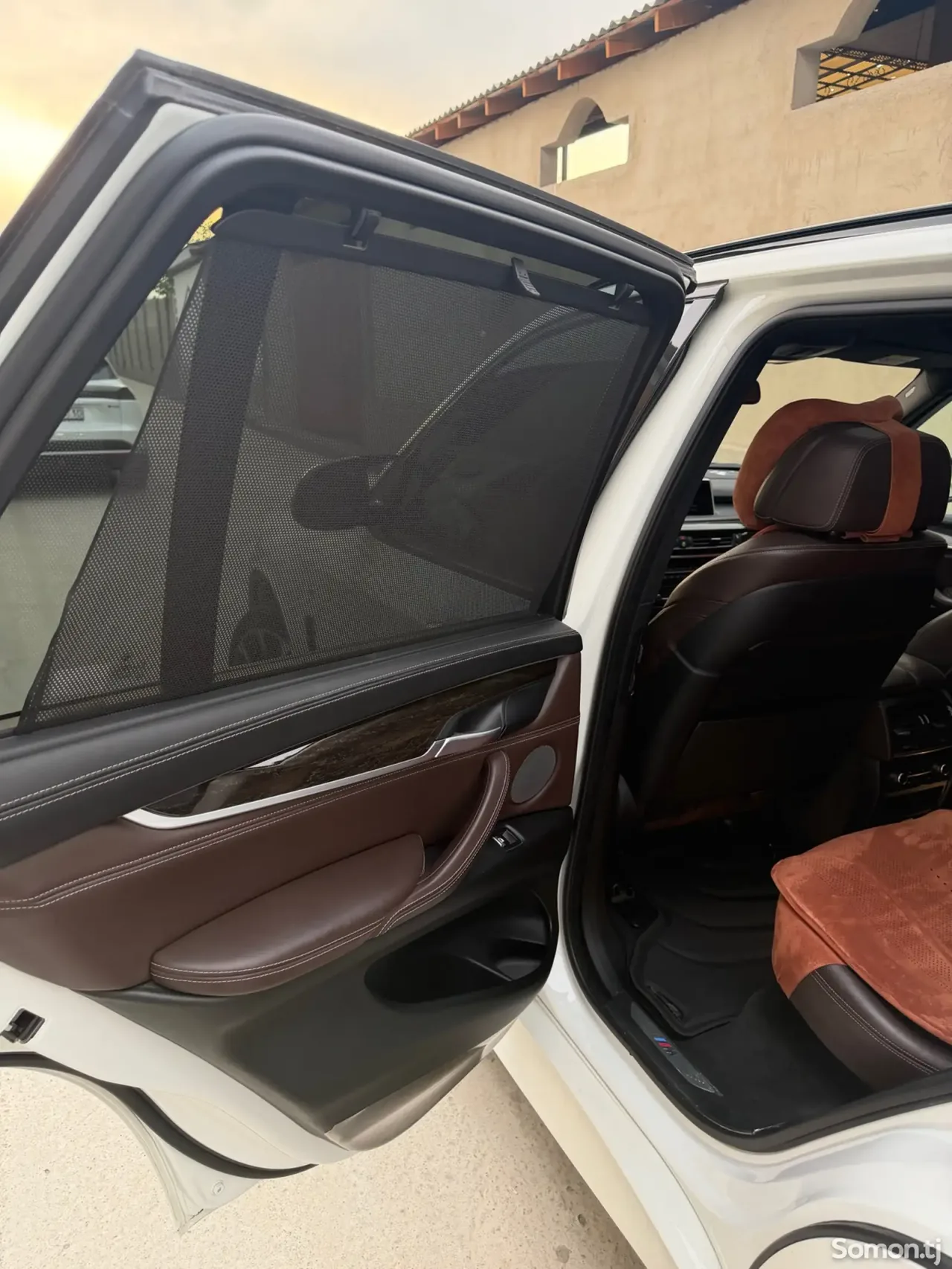 BMW X5 2016 · 5.0 CVT