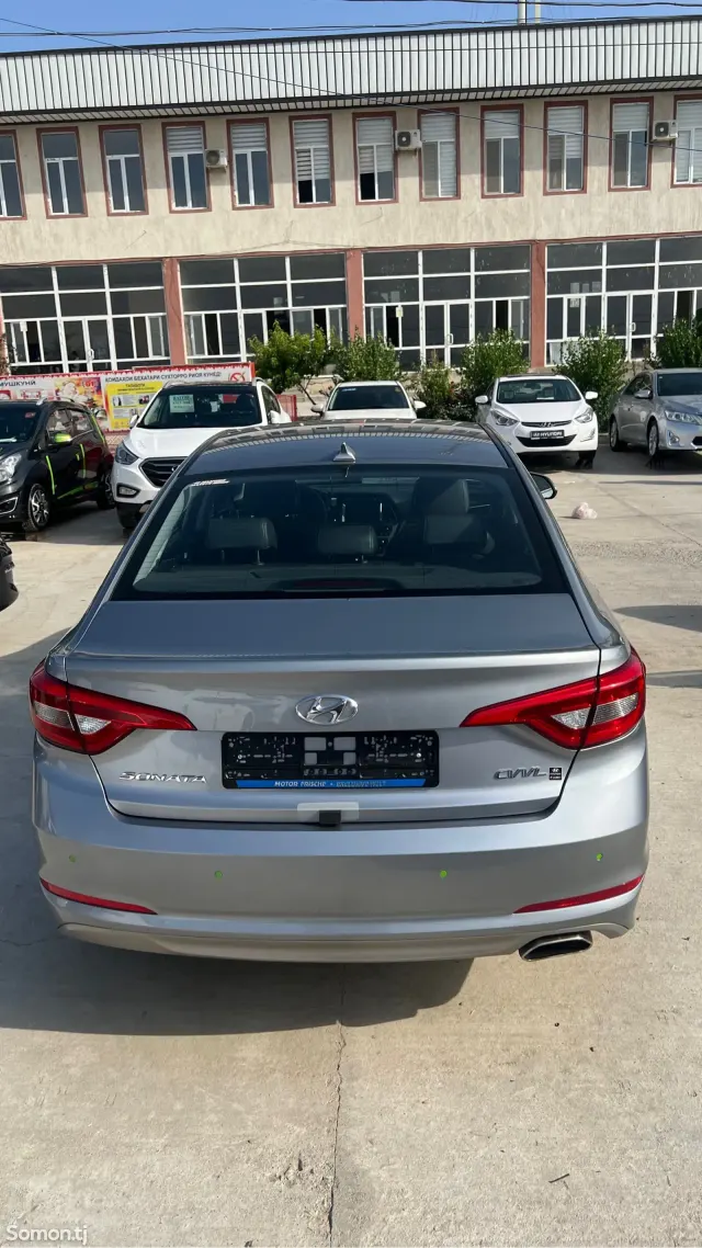 Hyundai Sonata 2014 · 2.0 AT