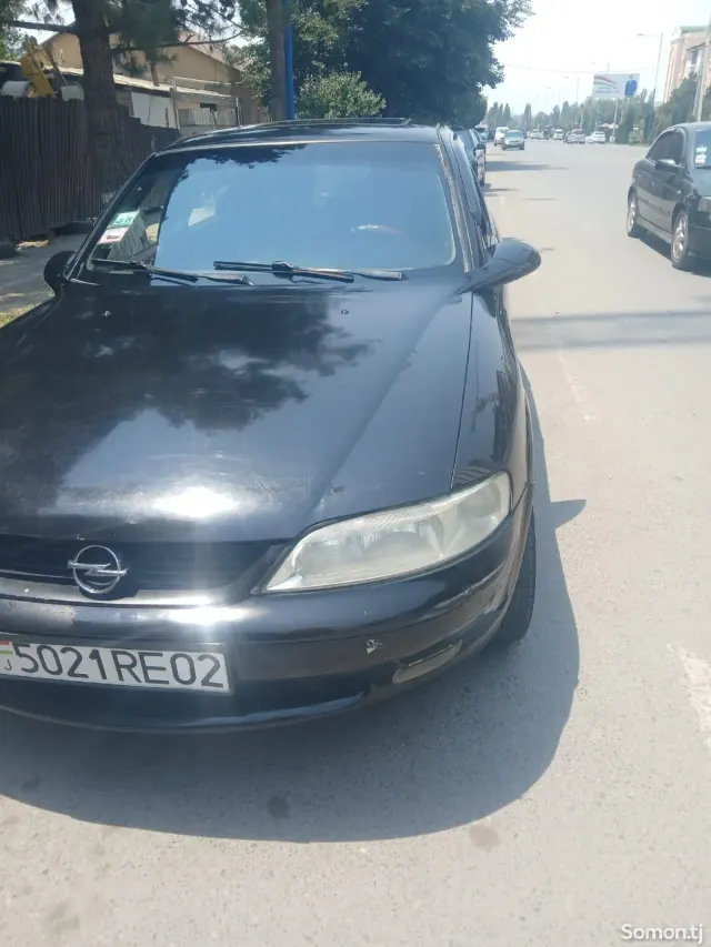 Opel Vectra B 1997 · 1.6 MT