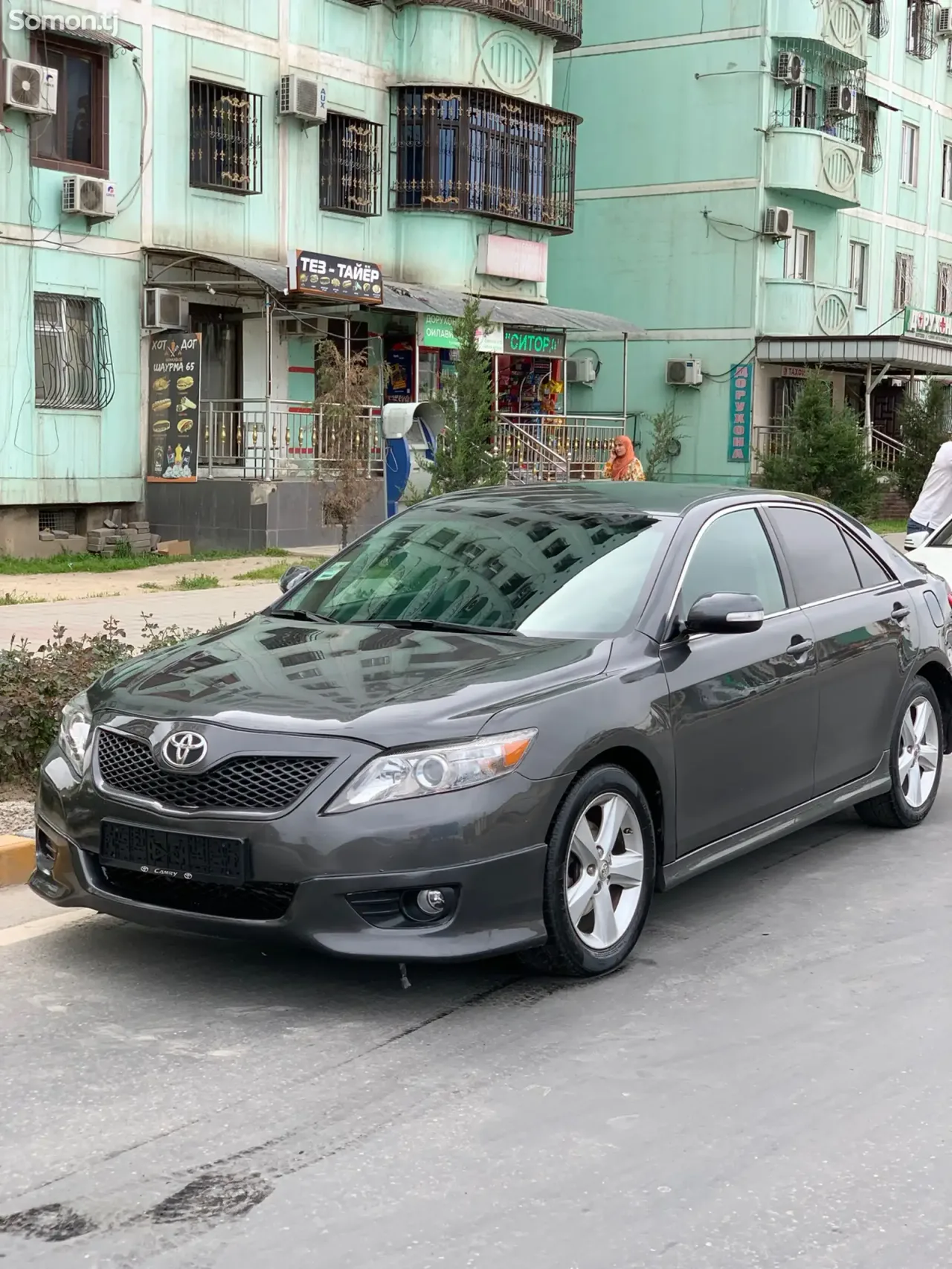 Toyota Camry 2010 · 2.5 AT