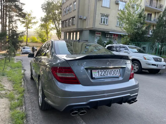 Mercedes-Benz C class 2012 · 2.0 AT