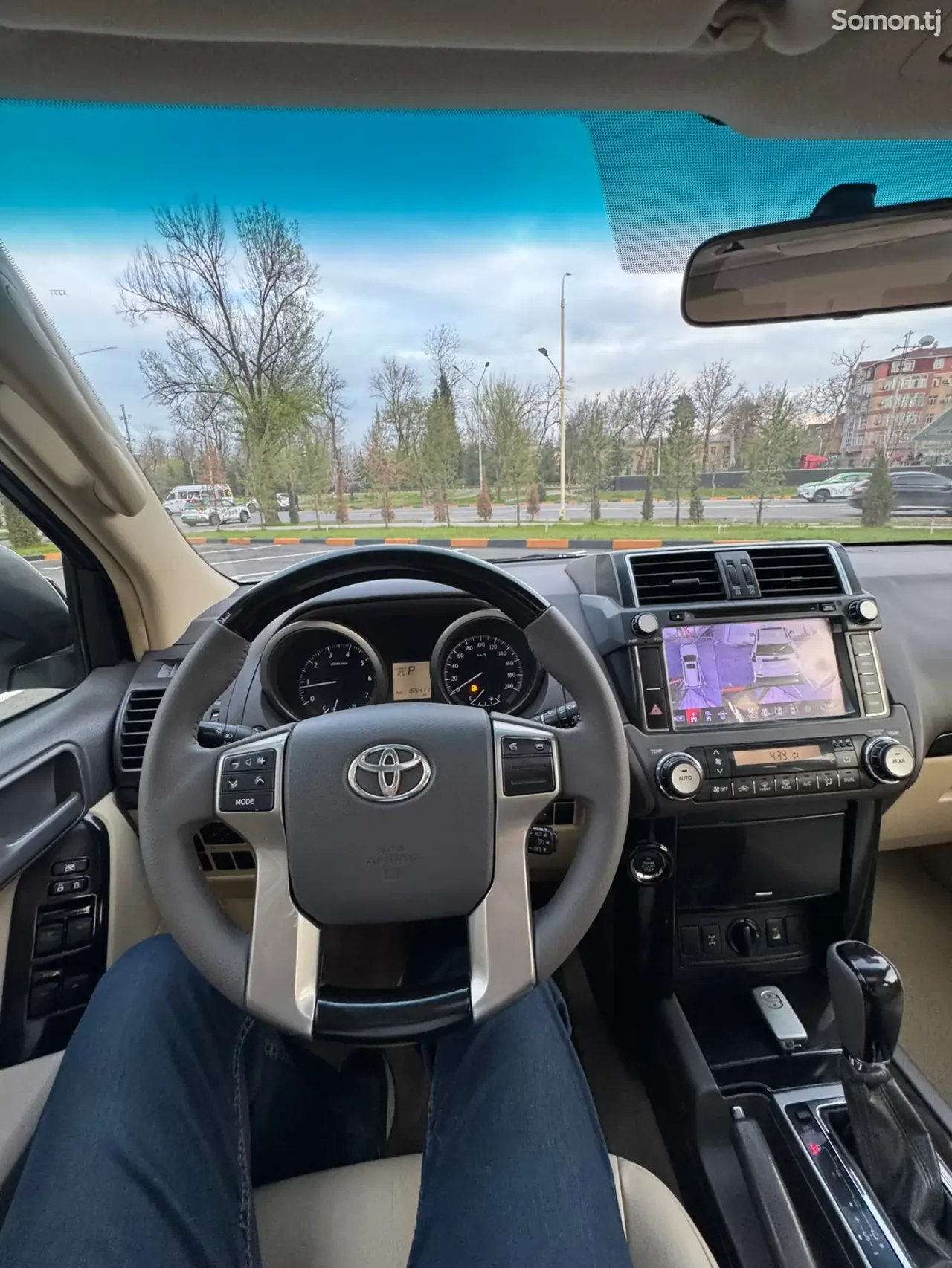 Toyota Land Cruiser Prado 2015 · 4.0 AT
