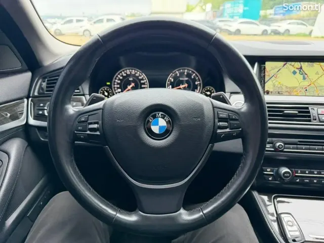 BMW 5 series 2015 · 2.8 AT