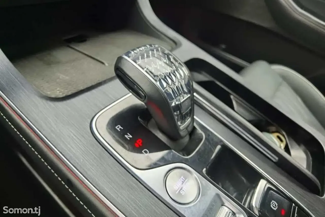 GAC Trumpchi GS8 2022 · AT