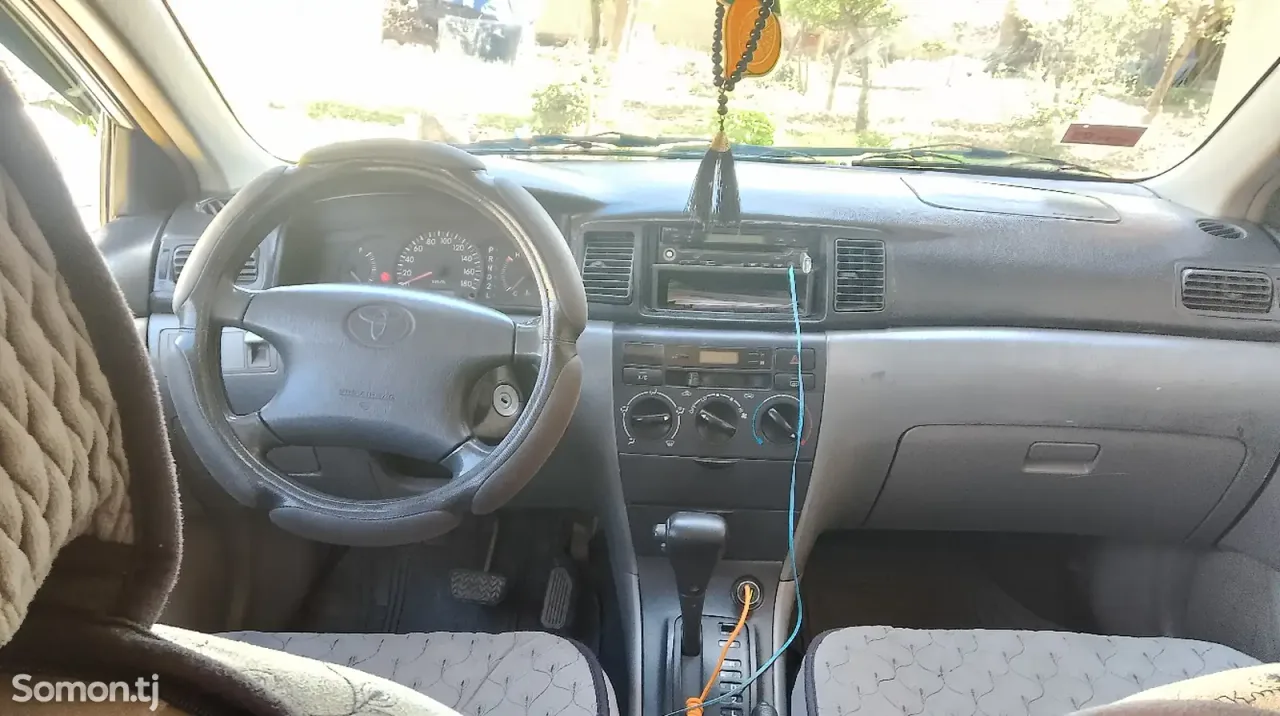 Toyota Corolla 2001 · 1.4 AT
