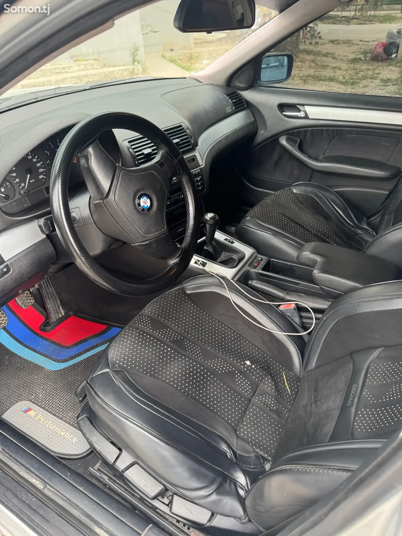 BMW 3 series 1999 · 1.8 MT